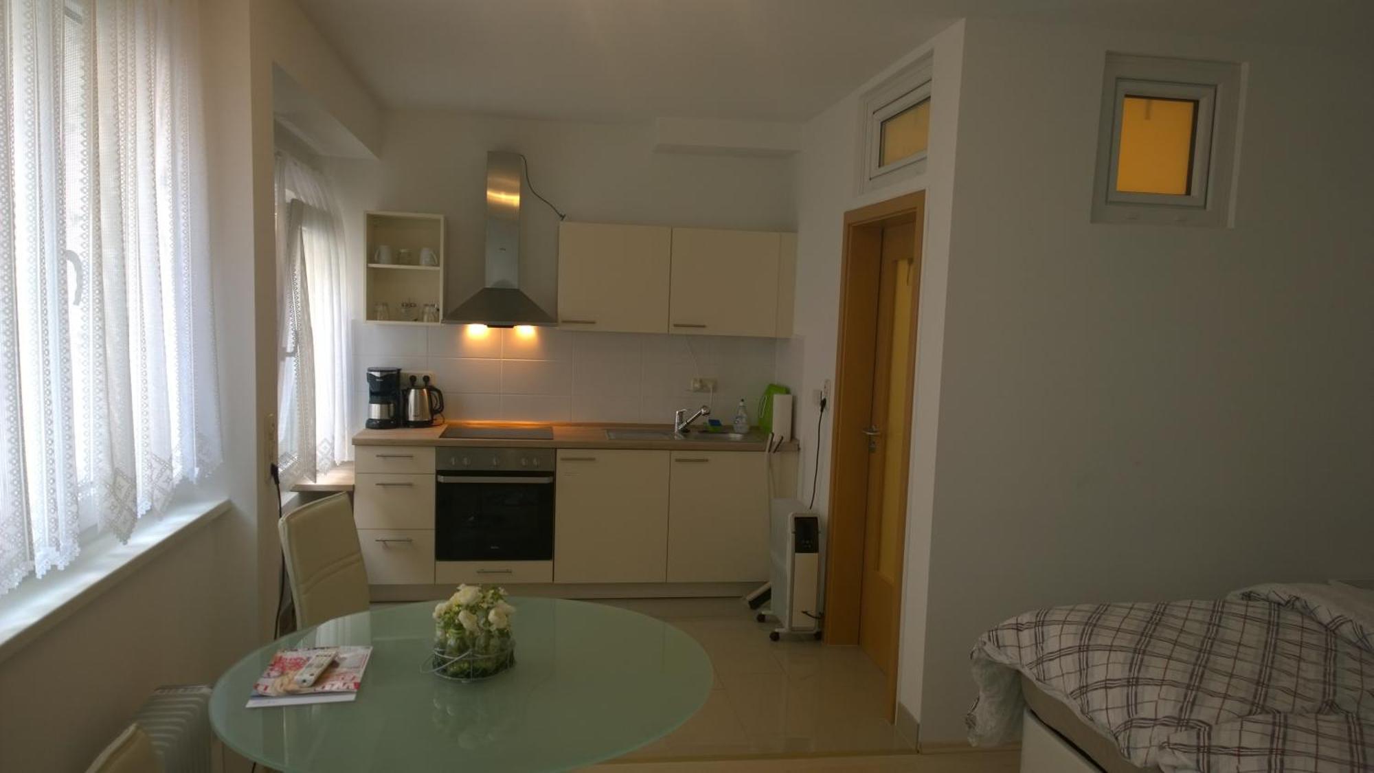 Pensionsappartments Blitz Wiesbaden Exteriér fotografie
